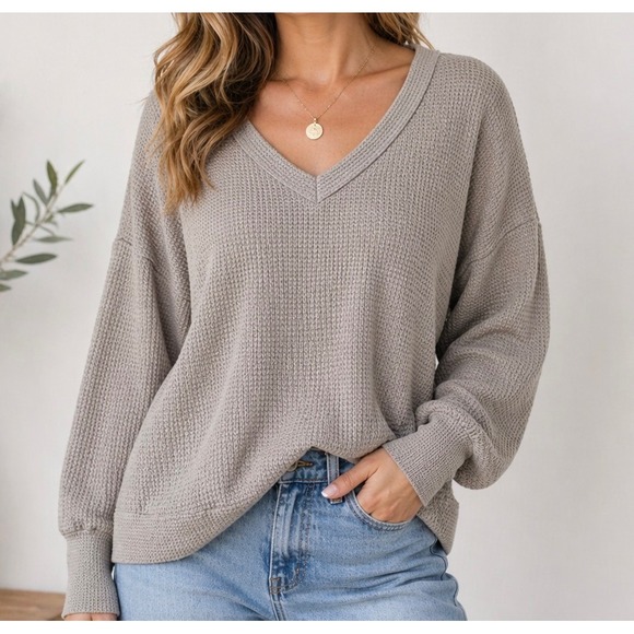 Ginger G Sweaters - Excellent Ginger G Taupe Waffle Knit Top Womens Large Oversized V-Neck Thermal